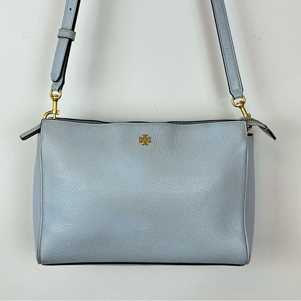 Tory Burch Light Blue Pebbled Leather Minimalist Crossbody Adjustable Bag Purse - Picture 4 of 15